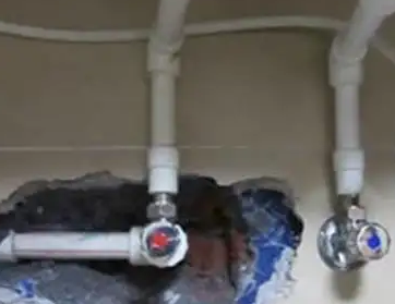 十堰市卫生间漏水维修公司分享下卫生间漏水是我们日常生活中常见的一种